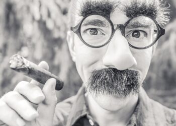 Laughing Through Life: Hilarious Family Quotes That Will Have You in Stitches