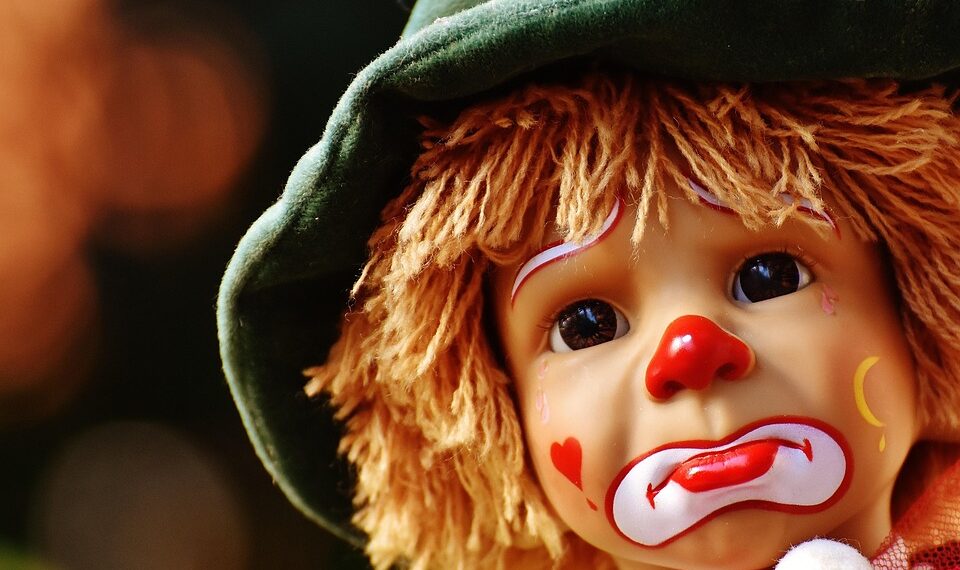 Sarcasm 101: The Bitterly Hilarious Life Lessons You Didn’t Know You Needed