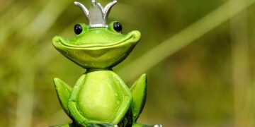 Love and Laughter: Hilarious Relationship Quotes to Brighten Your Day