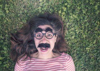 Quips and Quotes: Witty Words to Inspire and Entertain