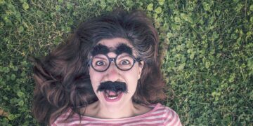 Quips and Quotes: Witty Words to Inspire and Entertain