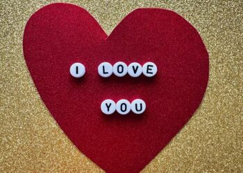 Love Lessons: Relationship Advice Quotes to Live By