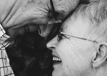 Love in Words: Inspiring Couple Quotes to Strengthen Your Relationship