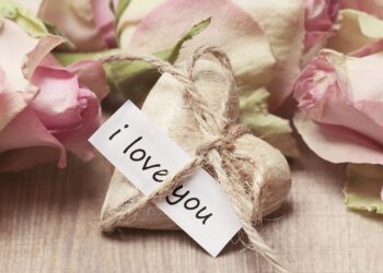 Miles Apart, Heart Close: Inspiring Long Distance Relationship Quotes