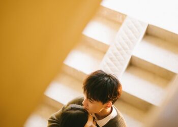 Healing Hearts: Inspirational Quotes to Mend and Restore